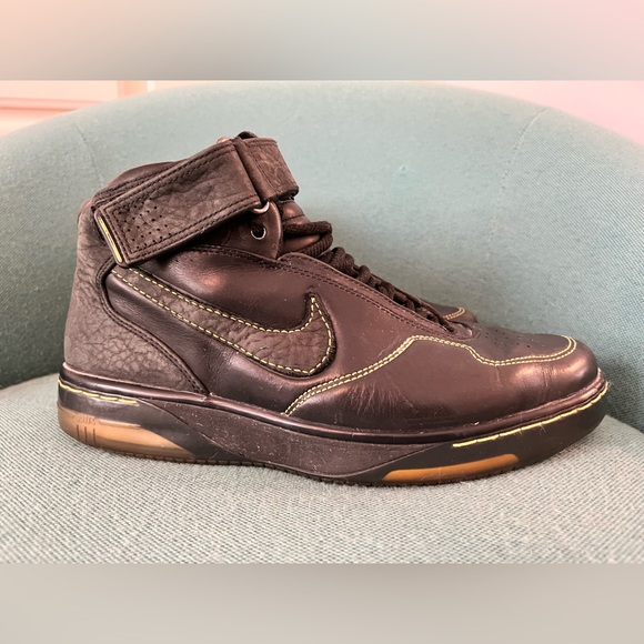 *Limited Edition* Nike Air Forces (size 10.5) - Picture 2 of 7